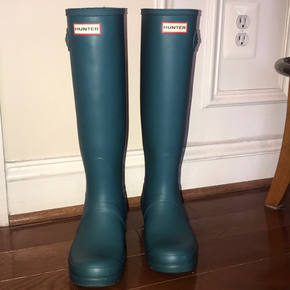 Hunter Rain Boots—Tall Teal Matte, practically NEW